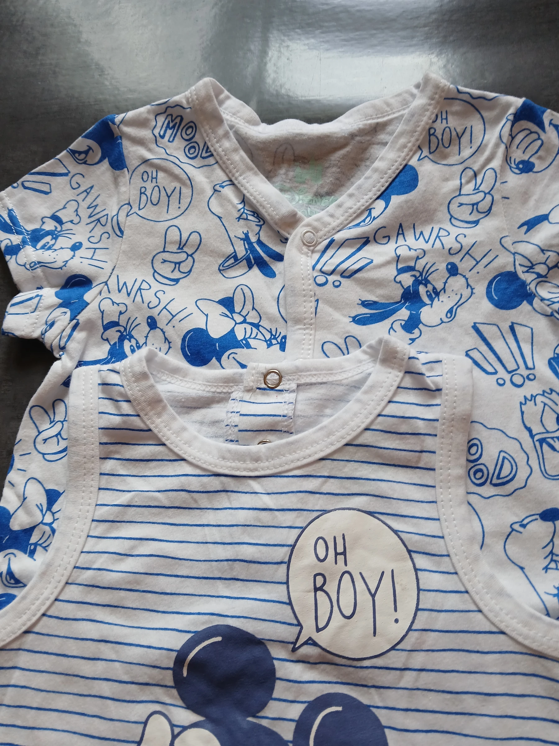 lote 3 macacões combishorts menino Disney Baby 67 cm 6 meses – photo 3